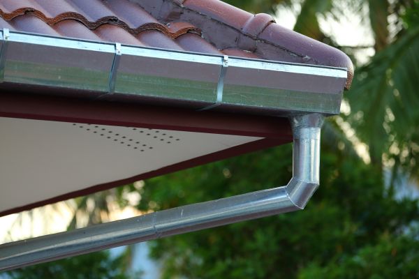Metal Gutter Repair in Jackson