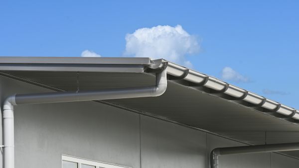 Eavestrough Service in Jackson